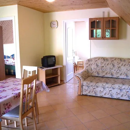 In - Balaton 35634 *